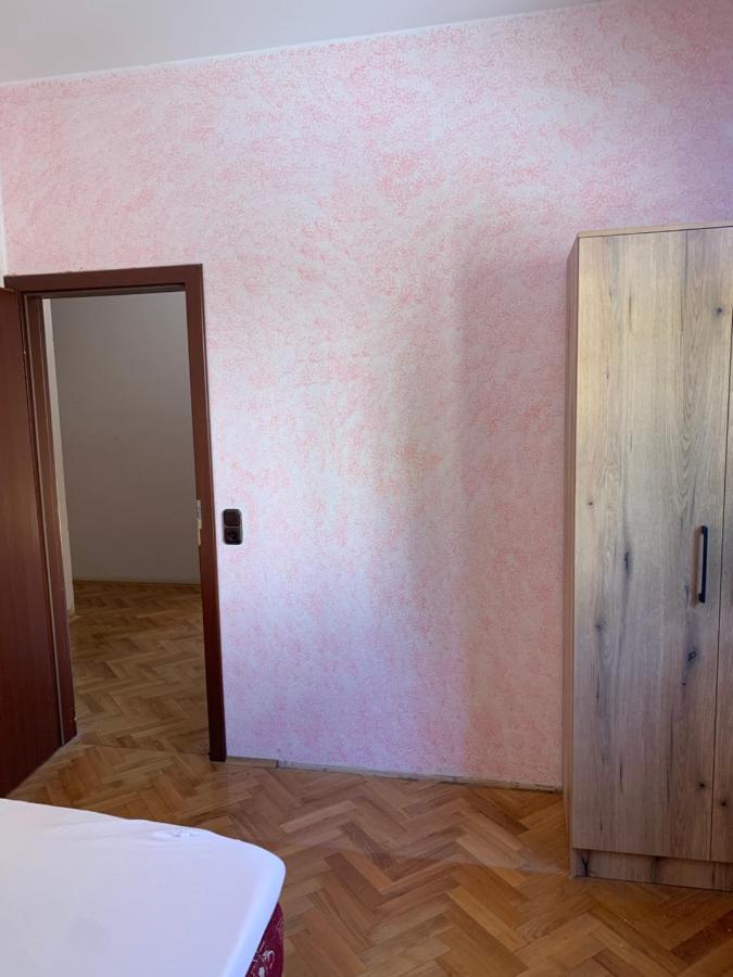 Julija 1 Apartman Igalo Kültér fotó