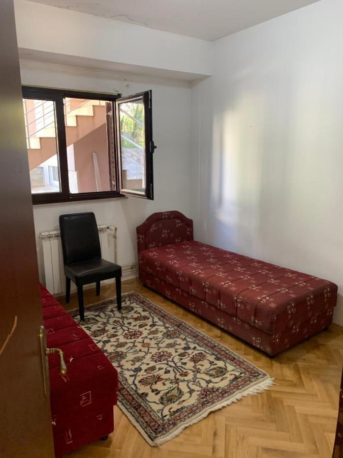 Julija 1 Apartman Igalo Kültér fotó